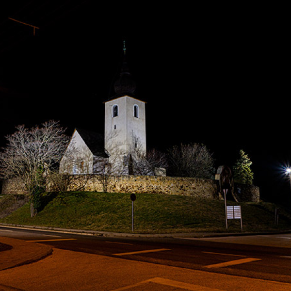 Balatonalmádi: Szárberény temploma