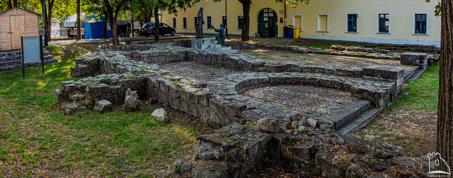 Pásztó, kolostorrom