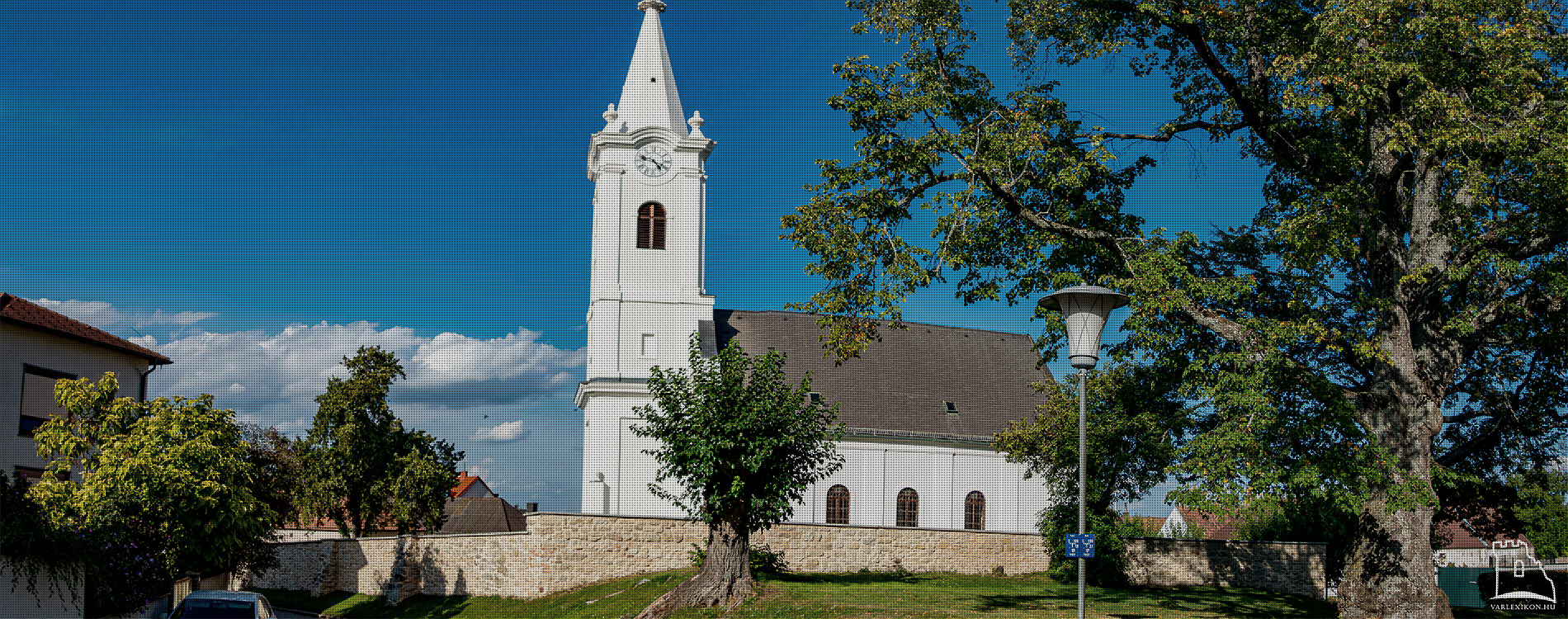 Sopronkertes erődített templom