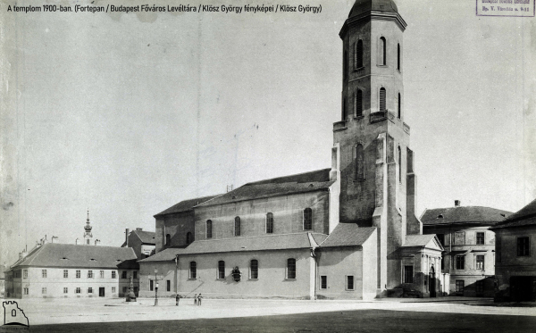 Budapest: Mária Magdolna-templom