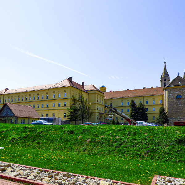 varlexikon.hu