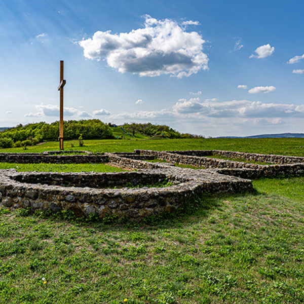 Gyöngyöspata: Szent Péter esperesi templomrom