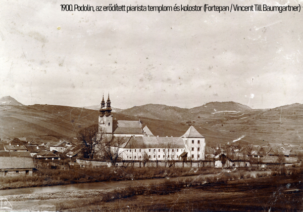 Podolin erődített kolostor